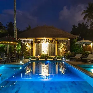 Gusmania Villa Candi Dasa (Bali)