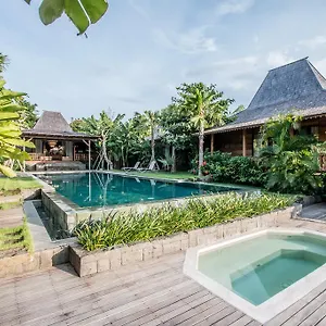 Villa Marika Sawah *