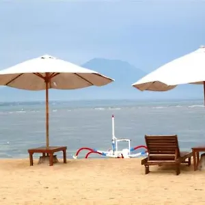 Gazebo 홀리데이파크 3*