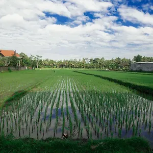 Canang Sari House 2*