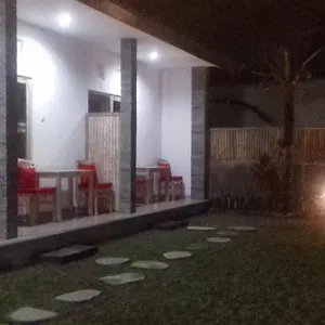 Guest house Anugrah Jaya 2*