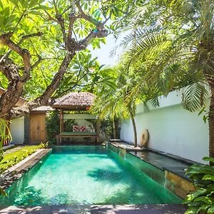 Aisha Villa *