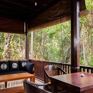 Pugig Homestay *