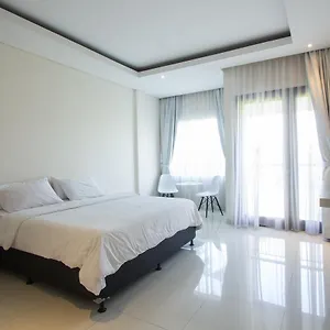 Soraya 2* Seminyak (Bali)