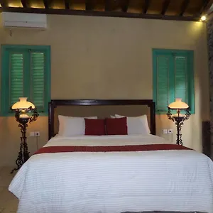 Villa Wanaprasta *