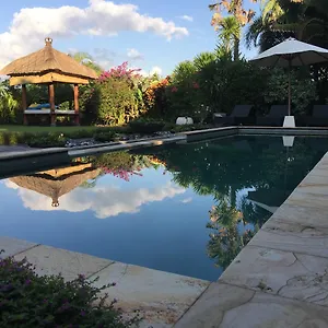 Villa Bunia