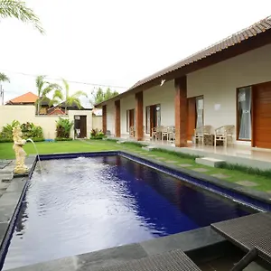 Guest house Aghasvina Canggu (Bali)