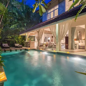 Villa Tangra Seminyak (Bali)
