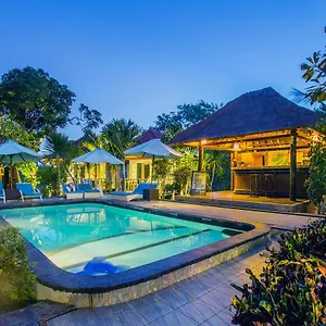 Lotus Garden Huts 3*