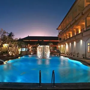 Febri's & Hotell Kuta Lombok