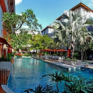 Harris & Residences Sunset Road