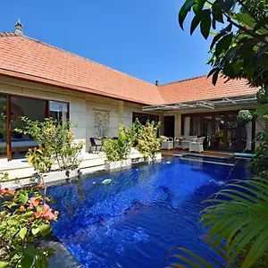 Indah 2 Villa