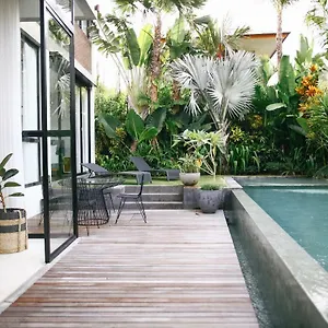 Pakuk By Alfred In Bali