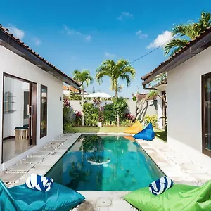 Salya - 3br - Private Pool - 1min Walk To La Favela!