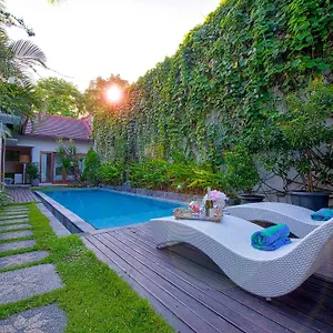 Enjoy - Center Seminyak (Bali)