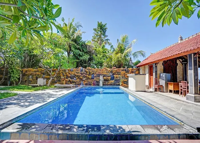 Oyo 90673 Rising Star Beach Resort Ambat photo