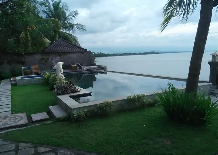 Wahyu Dana Hotel Buleleng  photo