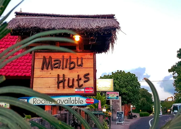 Malibu Huts Hotel Semaya photo