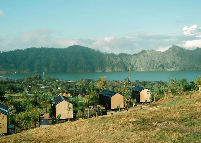 Bobocabin Kintamani, Bali photo
