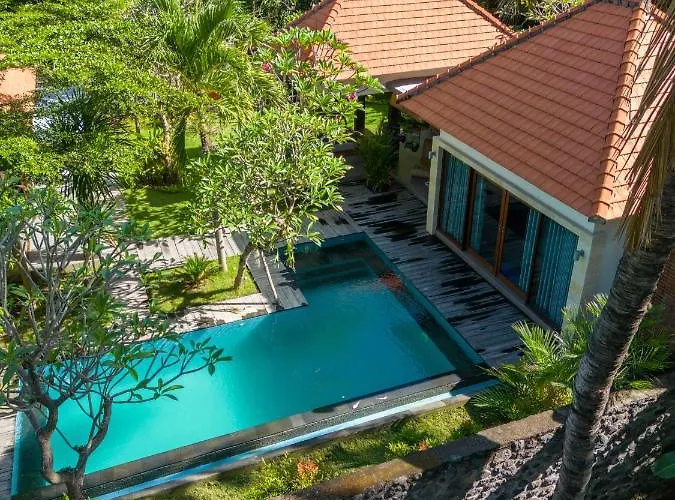 Coco Garden Pool Villas Kubutambahan  photo