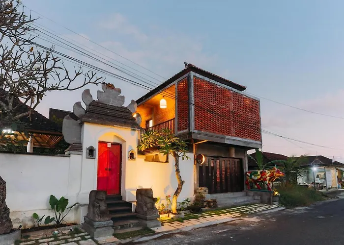Rumah Paros & Gallery Sukawati  photo
