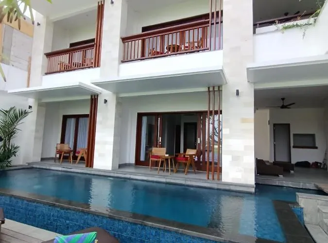The Kd Suites & Coffee Shop Munggu photo