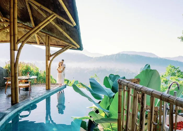 Dreamy Cliffside Bamboo Villa With Pool And View Klungkung photo