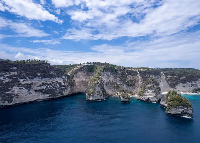 Cliffside Haven In Nusa Penida Pelilit photo