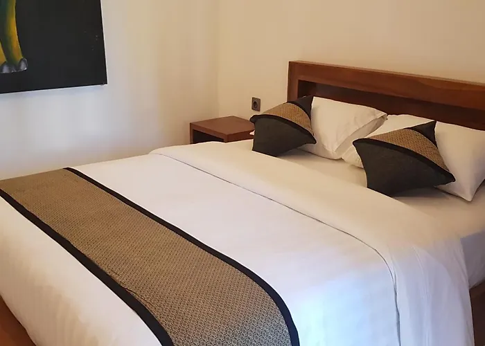 Ari Guest House Undisan photo