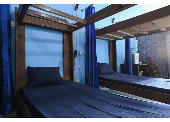 Bunk Bed Bali Near Sanur Mitra Reddoorz Hotel Pesanggaran photo
