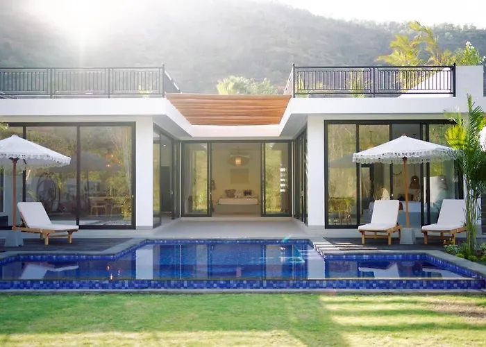 Private Villa With Garden & Swimming Pool Ambat photo