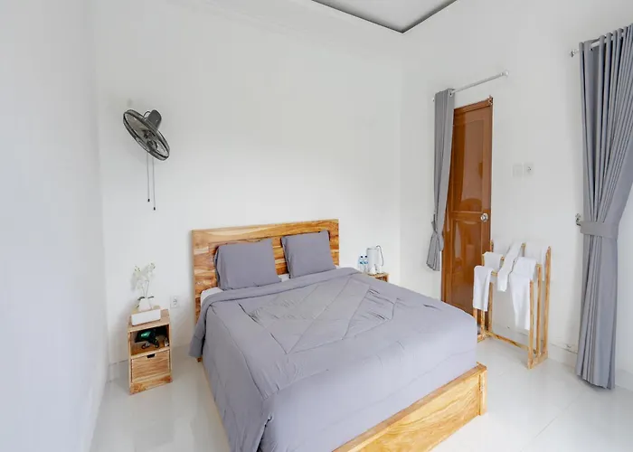 Batur Kencana Villa Mitra Reddoorz Baturaja  photo
