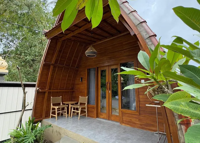 Wardita Paddy Lodge Labuhanamuk photo