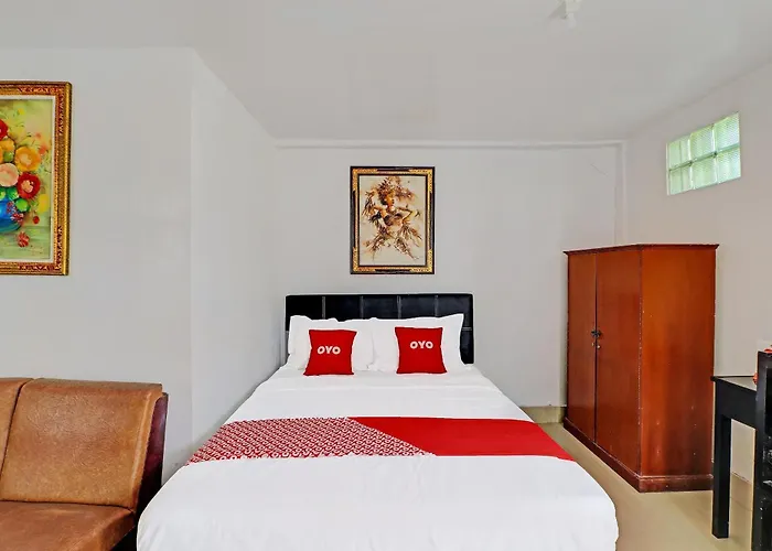 Super Oyo 1356 Gusti Residence Badung  photo