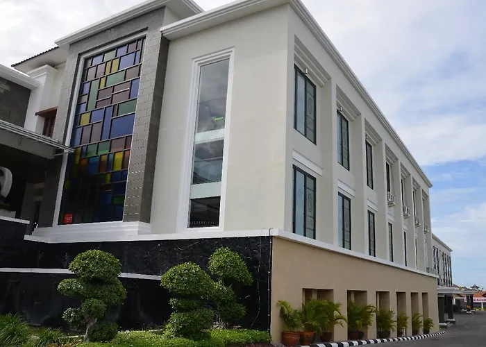 Gran Surya Hotel Banjar  photo