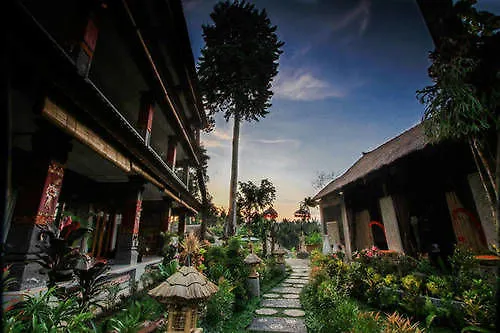 Liyer House Hotel Lodtunduh photo