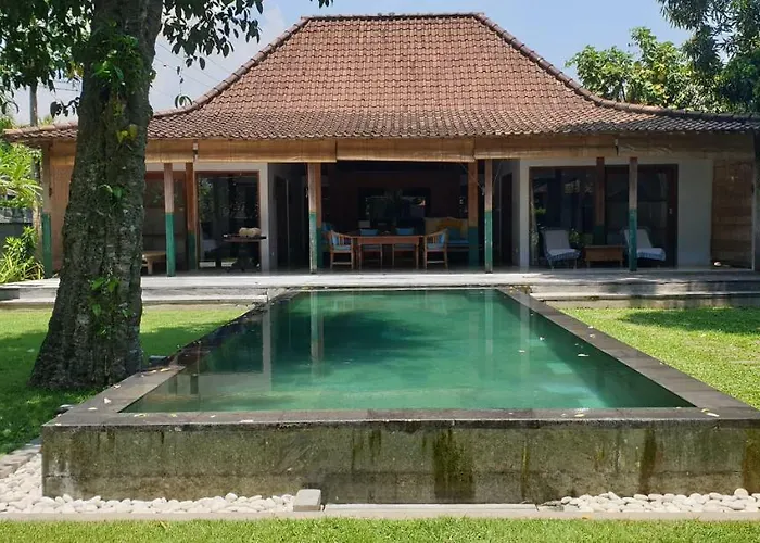 Villa Limasan Cemagi photo