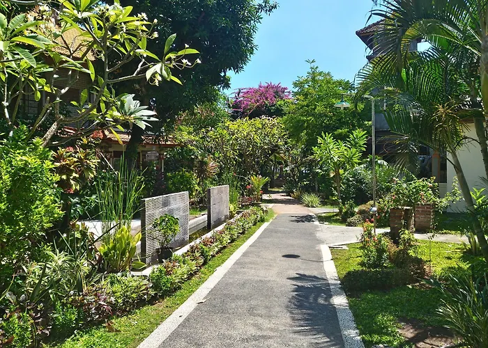 Lovina Beach Hotel Buleleng  photo
