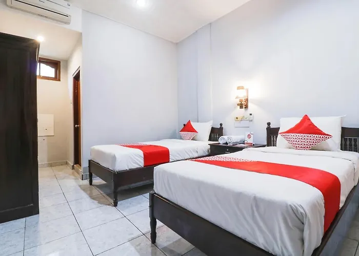 Фото Oyo 2411 Taman Mekar Beach Inn 2 Кута