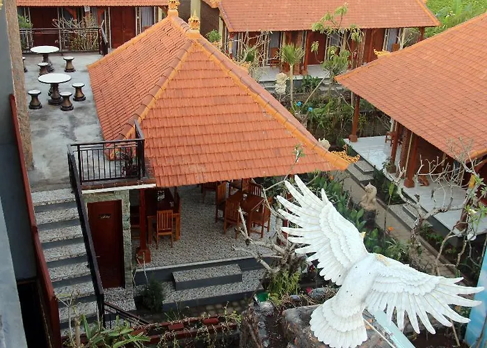 The Garuda Villa & Restaurant Gitgit photo
