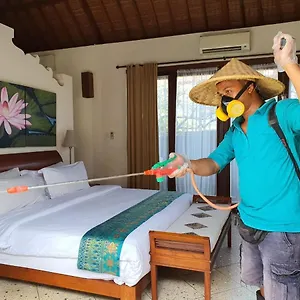巴厘岛维多利亚别墅 假日公园