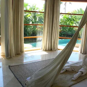 Villa Mayana *