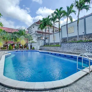 Oyo 3938 Made Bali Hotel 2*