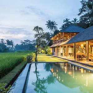 Benisari Batik Garden