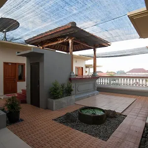 Oyo 90058 Seruni Denpasar (Bali)