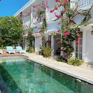 Hikari Guest house *