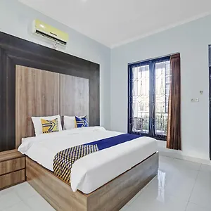Oyo 90400 Roommate 2* Denpasar (Bali)