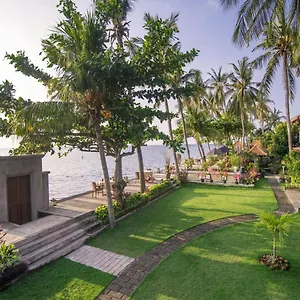 Nugraha Seaview & Πάρκο διακοπών Lovina