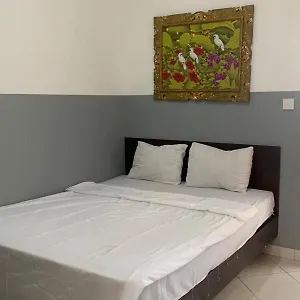 Hotel Kesuma & Kost Near Bali Royal Hospital Redpartner 2*