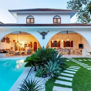 Formentera Villa Seminyak (Bali)